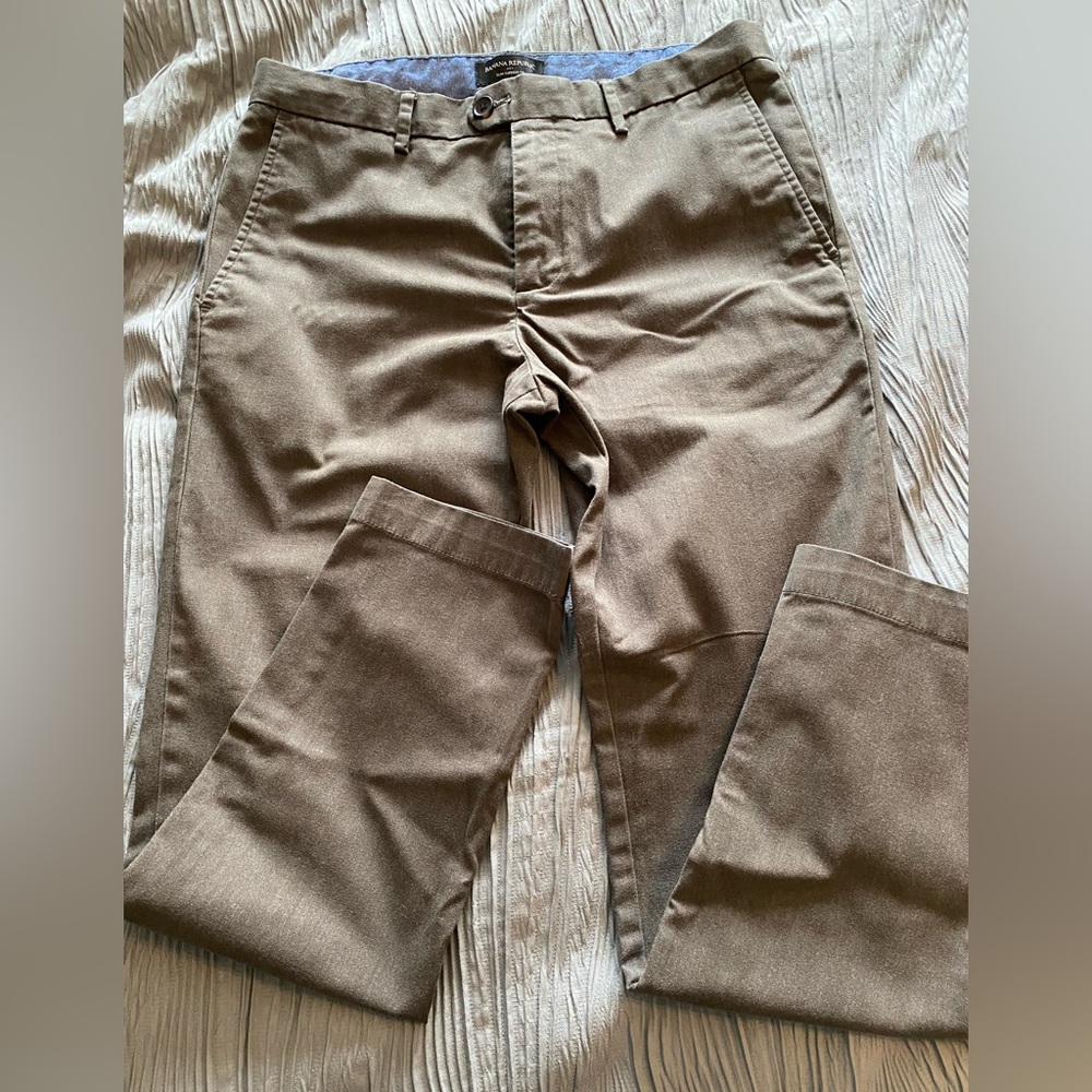 Banana Republic slim tapered pants, only worn a few times!!